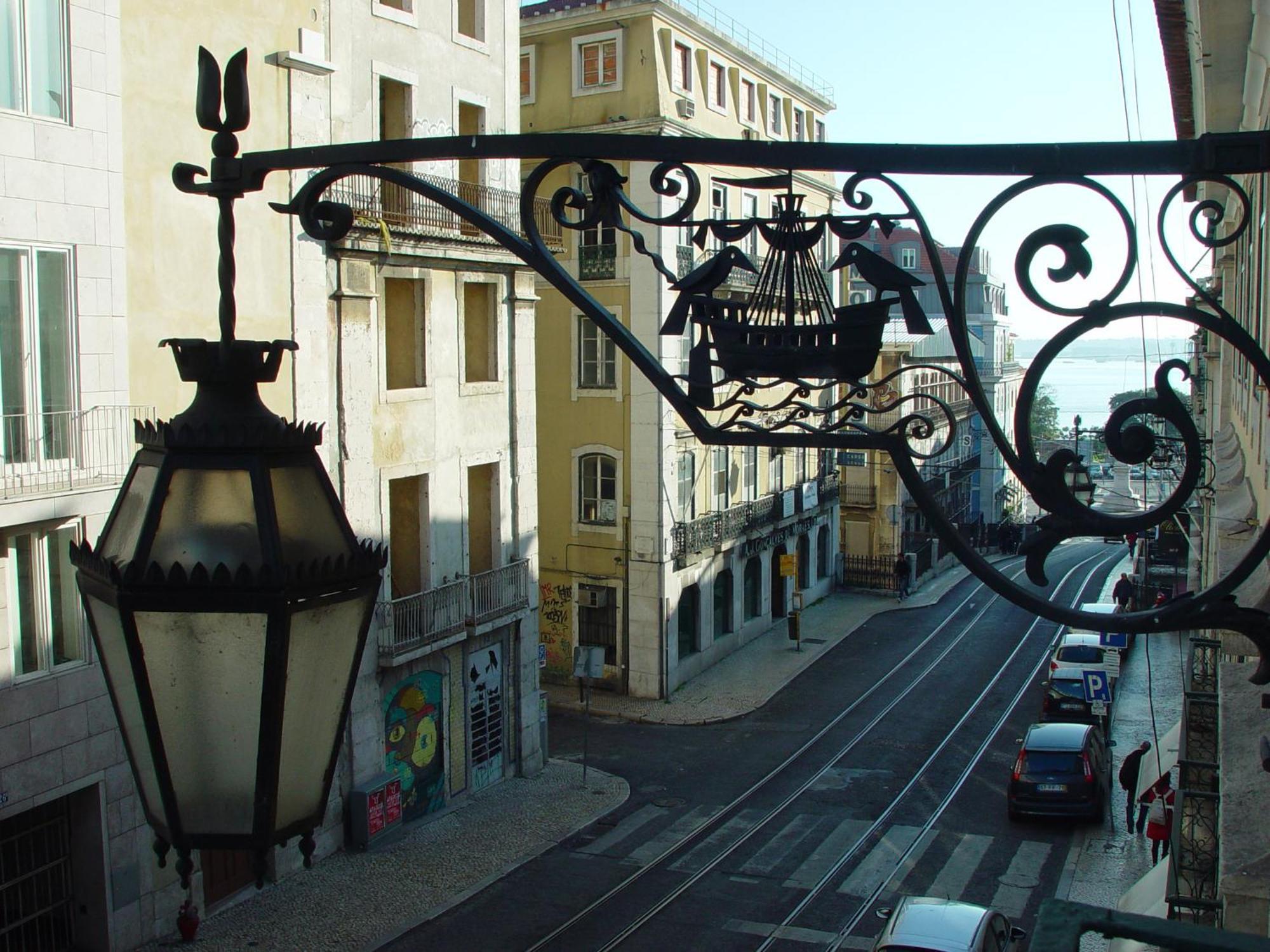 Gasthof Hall Chiado 2*