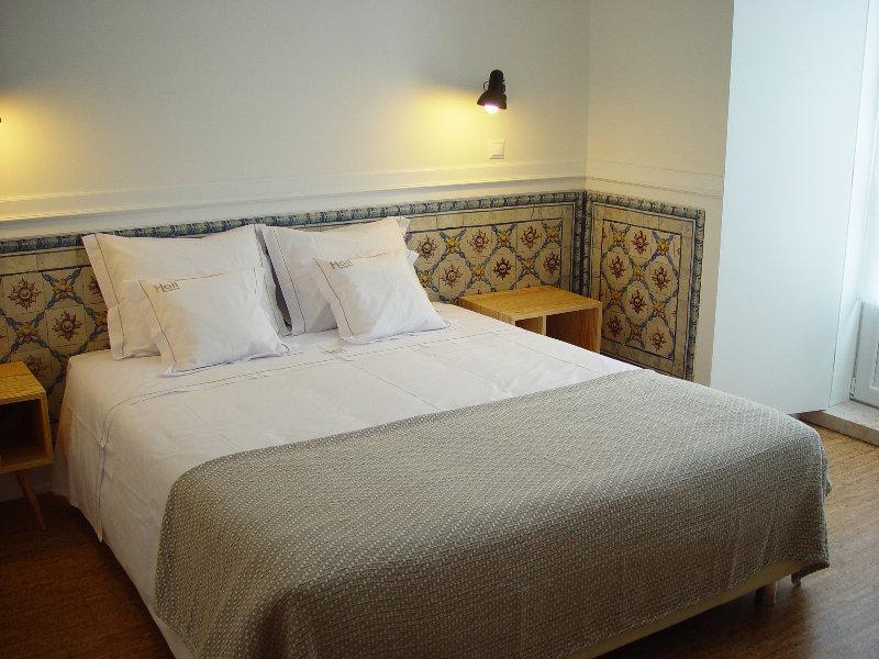 Hall Chiado Gasthof 2*